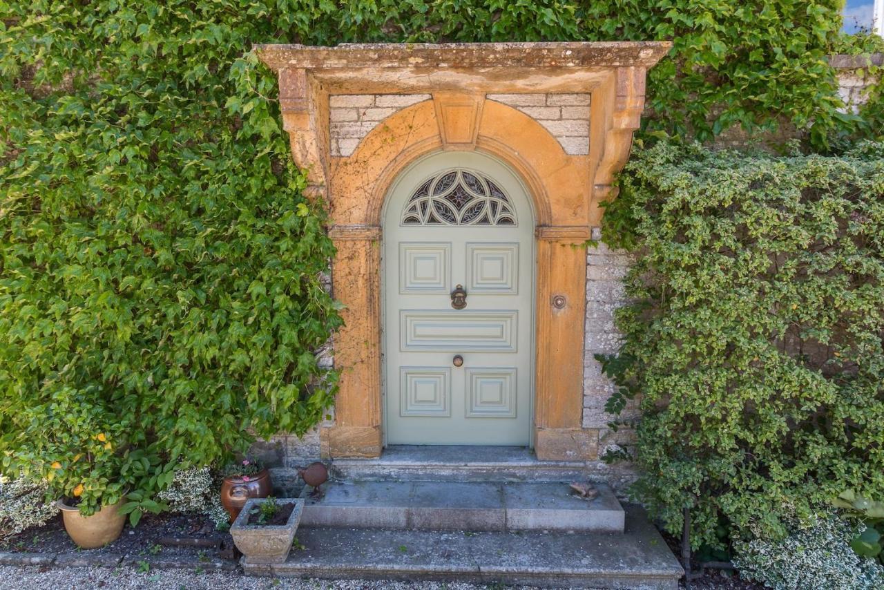 The Mount Somerton Retreat - Nr Bruton, Glastonbury, The Spectacular Wells Cathedral, Millfield School, Leonardo Helicopters, Yeovilton Экстерьер фото